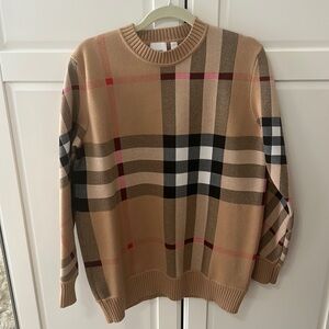 Women’s Burberry oversized sweater size small .